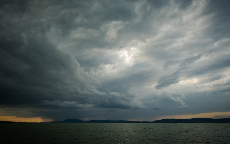 Kevés nádat aratnak a Balatonnál az idei szezonban is